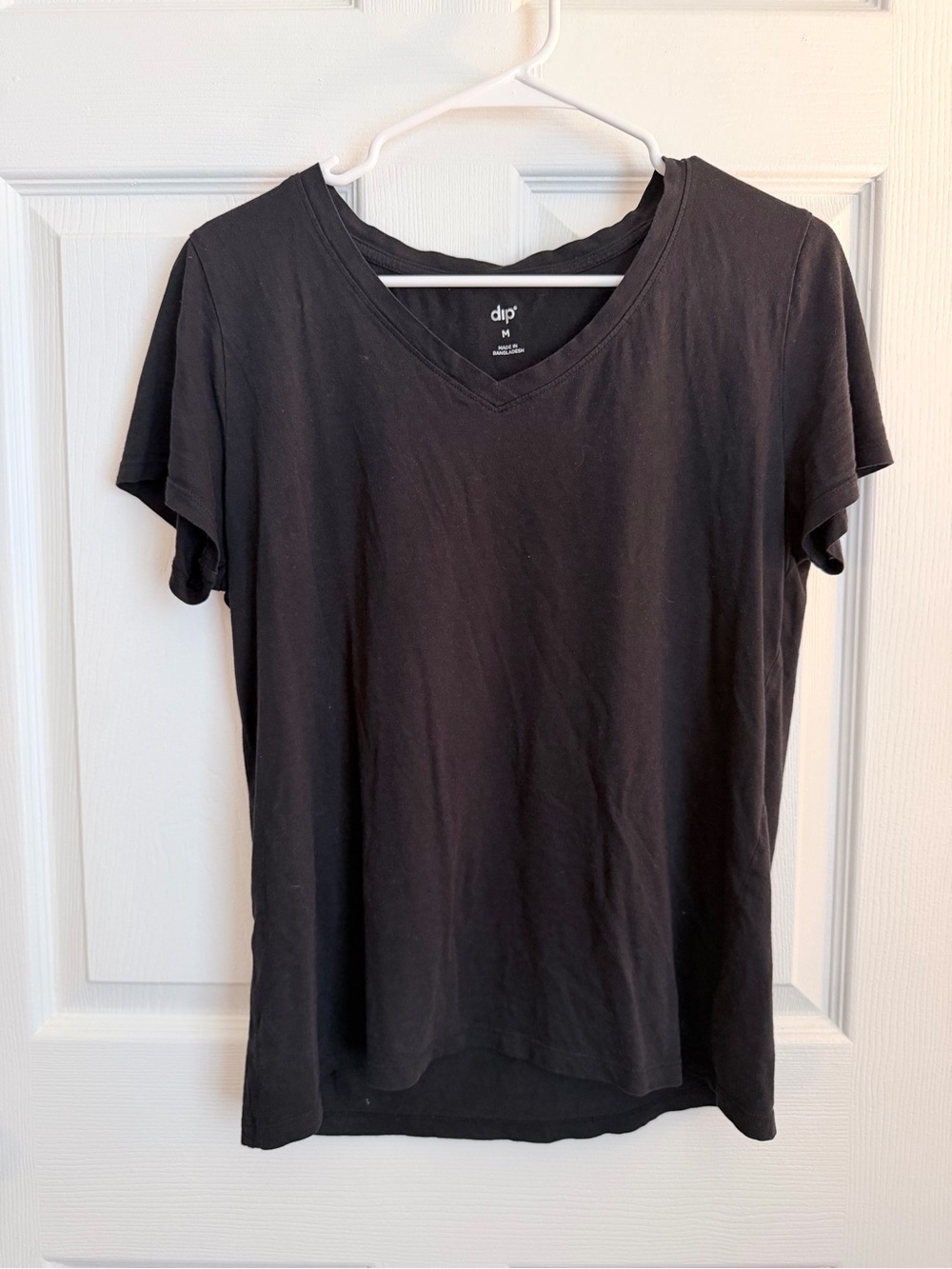dip Black V-Neck Short Sleeve Tee